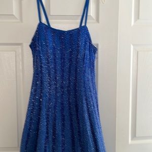 Dress worn once, great condition,can go strapless or w/ straps, built in bra.